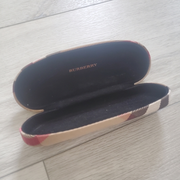 Used Burberry Glasses Case - Picture 2 of 2